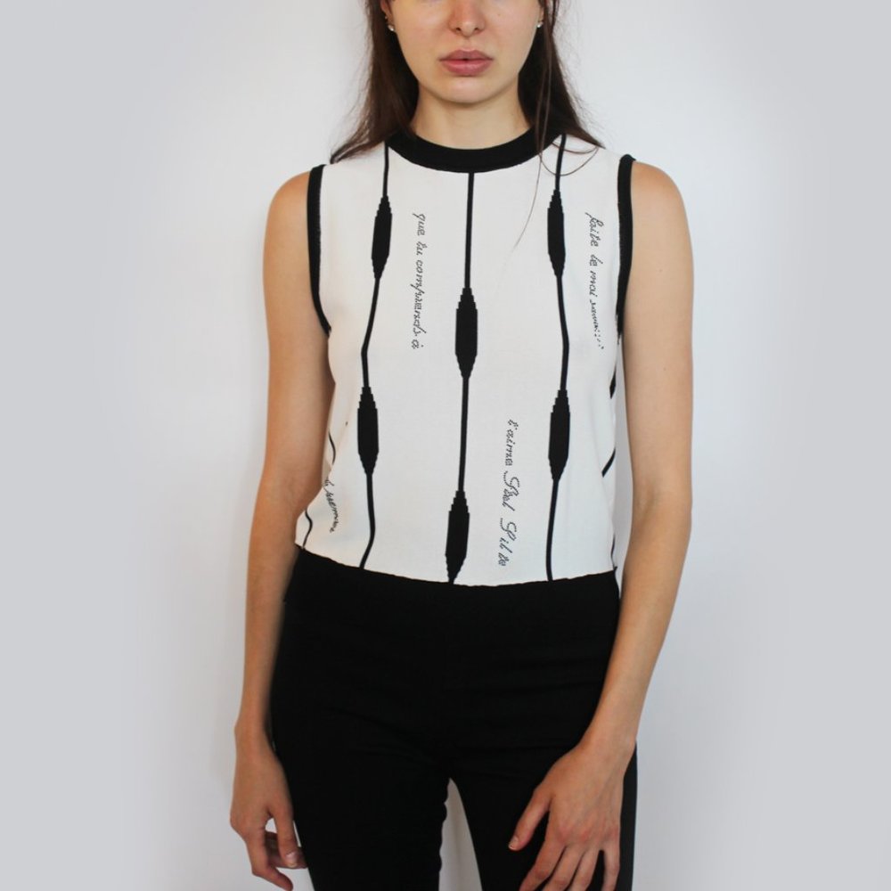 Sleeveless Contrasting Design Top T-24249